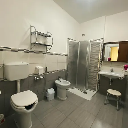 ゲストハウス Tra I Due Ponti