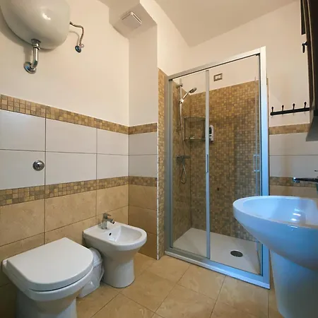 Tra I Due Ponti Гостевой дом 4*